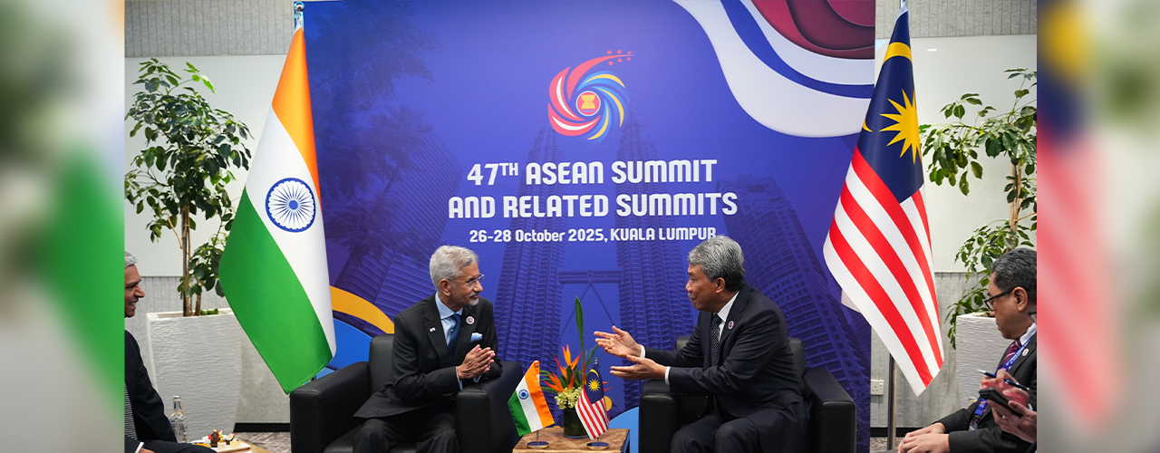 EAM Dr. S. Jaishankar held a bilateral meeting with Malaysia’s Foreign Minister, Dato’ Seri Utama Haji Mohamad bin Haji Hasan, on the sidelines of the 47th ASEAN Summit. 